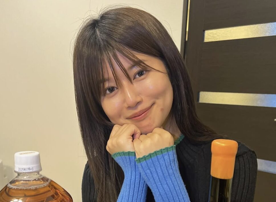 小林礼奈 収入