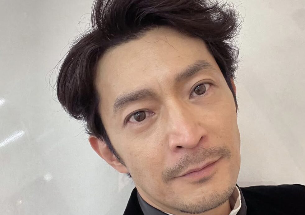津田健次郎 若い頃